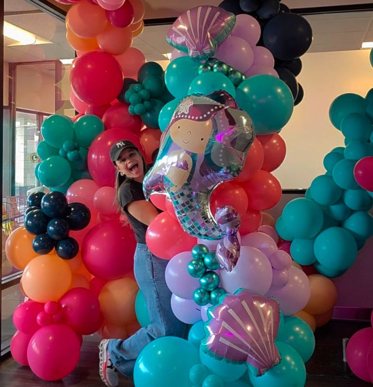 Grab and Go Balloon Garland