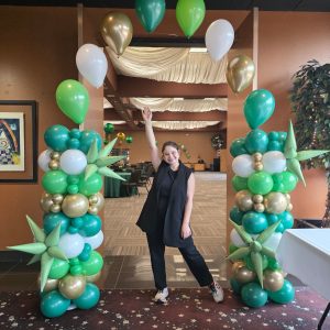 Luxe Float Columns
