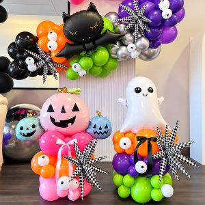 01. Spooky Cutie Grab & Go